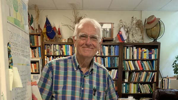 A headshot of Bob Patterson